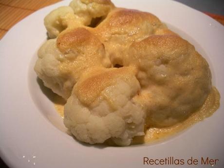 COLIFLOR CON MAYONESA Y PIMENTON GRATINADA