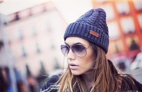 street style barbara crespo navy yellow coat sheinside adidas sneakers fashion blogger outfit blog de moda