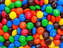 ¡Imposible resistirse a M&M's!