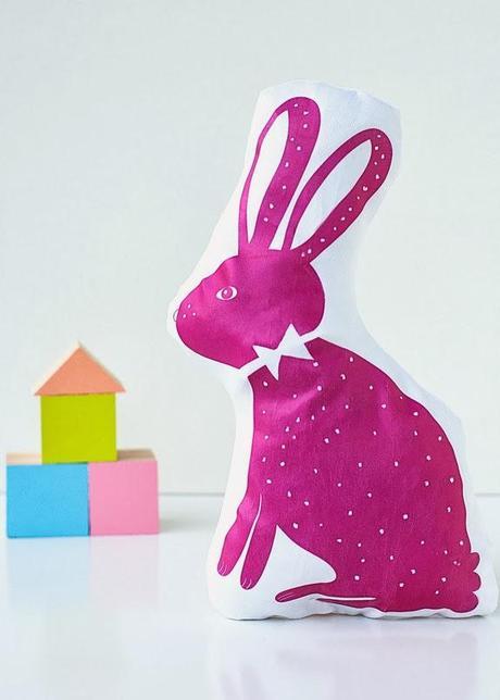 DIY........COJÍN DE CONEJITO DE PASCUA En TRES COLORES