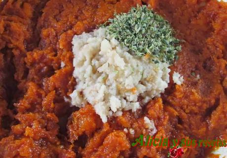 CALABAZA AL AJILLO CON LONGANIZA Y HUEVO ROTO (CALABAZA ANGELITAS)