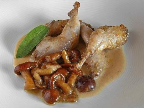 Muslitos de perdiz con setas