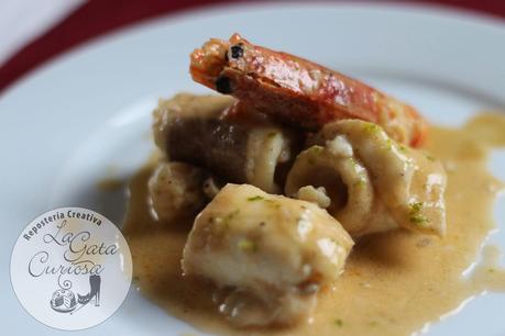 FILETES DE GALLO CON LECHE DE COCO Y GAMBAS