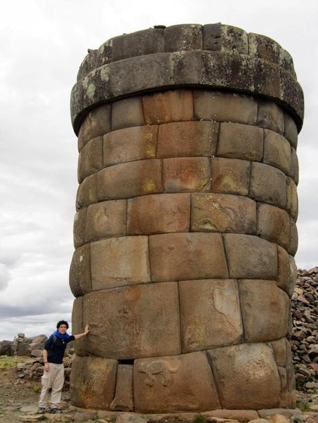 Chullpas de Cutimbo : inmensas y misteriosas
