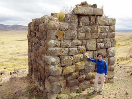 Chullpas de Cutimbo : inmensas y misteriosas