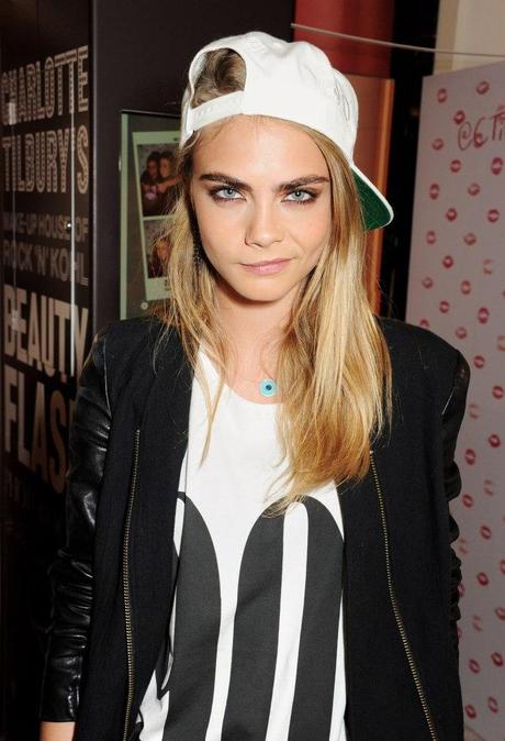 cara-delevingne-59440_w1000