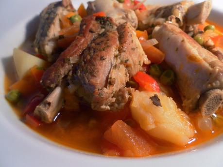 COSTILLA DE CERDO GUISADA