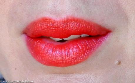 ROUGE EDITION VELVET DE BOURJOIS.