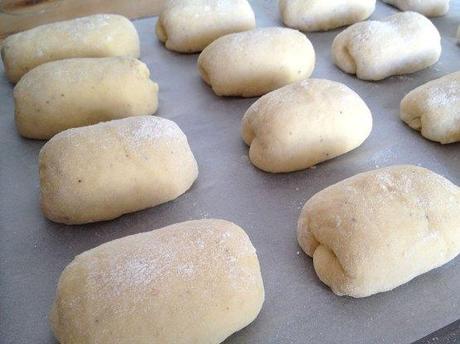 recetas panecillos fáciles recetas delikatissen recetas de panecillos repostería bollería receta fácil de pan medias noches panecillos leche caseros rápidos Panecillos de leche esponjosos como hacer pan en casa 