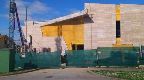 IMÁGENES DE OBRA DE LA VIVIENDA UNIFAMILIAR DISEÑADA POR A-CERO EN OVIEDO