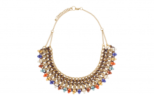Pon color a tu look con un bonito collar