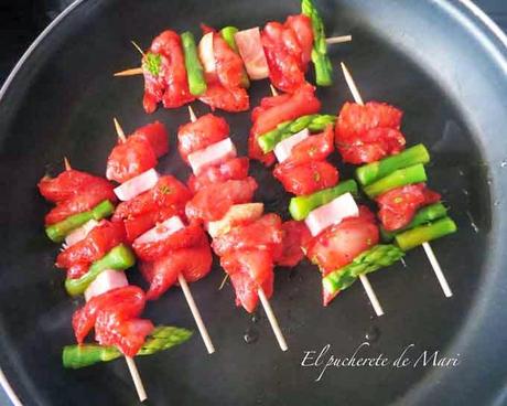 BROCHETAS DE POLLO TANDORI MASALA