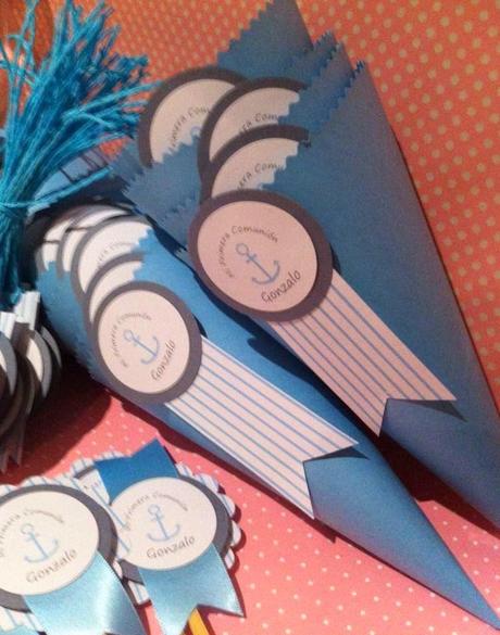 Detalles de comunion: invitaciones, etiquetas, toppers y conos