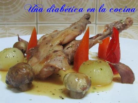 Conejo asado al horno con verduras