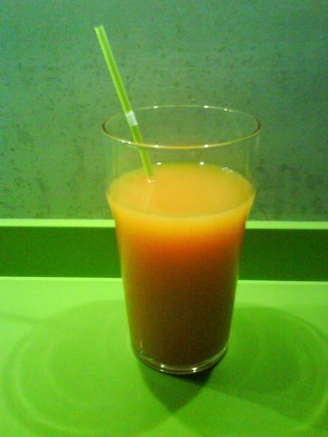 ¿SON SANOS LOS ZUMOS DE FRUTAS ENVASADOS?