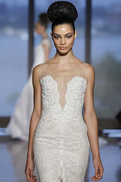 vestidos de novia con escote