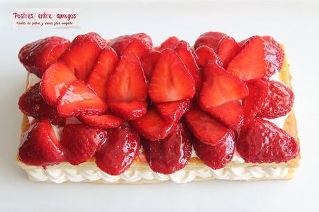 Hojadre de fresas y nata