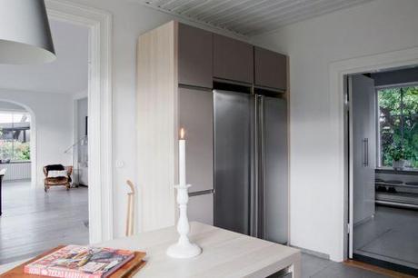 sillas eames muebles de diseño e ikea Las casas nórdicas modernas estilo nórdico escandinavo decoracion en blanco y madera clara casas nórdicas decoración blog decoración interiores nórdicos acabados y revestimientos decoración 