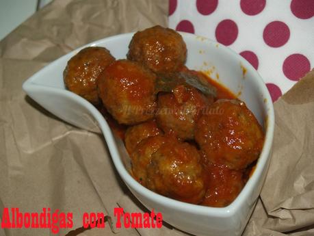 Albóndigas con Salsa de Tomate