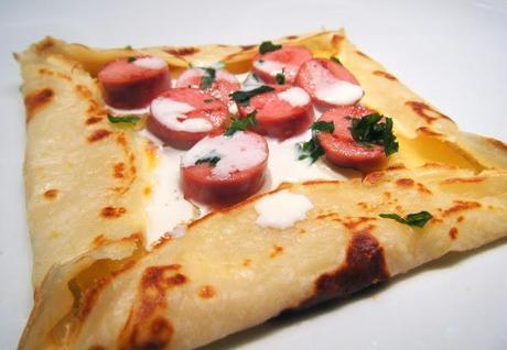CREPES CON SALCHICHAS CREPES CON SALCHICHAS