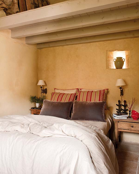 Algunos de los trabajos del diseñador Mikel Larrinaga   /    Some of the work of designer Mikel Larrinaga