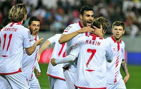 crónica sevilla fc 4 vs real valladolid 1