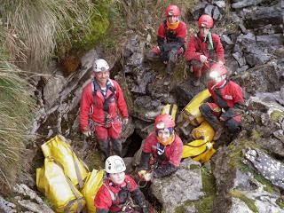 Sobresaliente Equipo de Espeleólog@s
