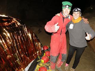 Sobresaliente Equipo de Espeleólog@s