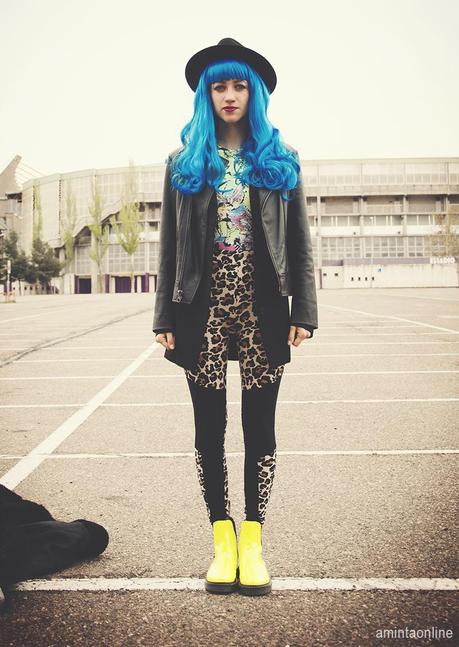 Leopard_print_blue_wig