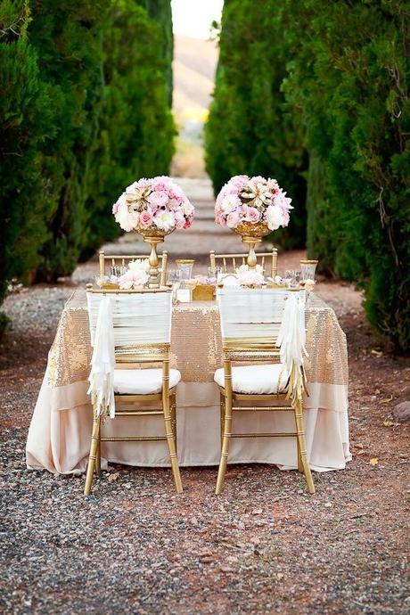 Es Tendencia: el color dorado para mesas de banquete
