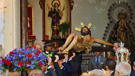 El Via Crucis del Cristo de la Redención de de la Hermandad de las Mercedes.