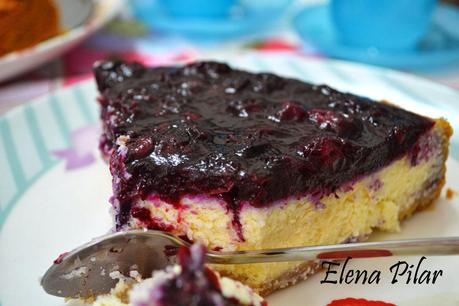 Tarta de queso neoyorkina con cobertura de arándanos frescos (Thermomix y tradicional)