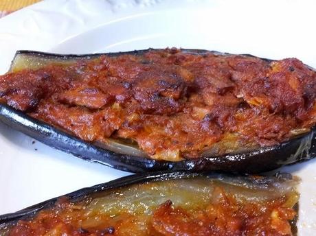 Berenjena al estilo asiatico rellena de paté otak otak