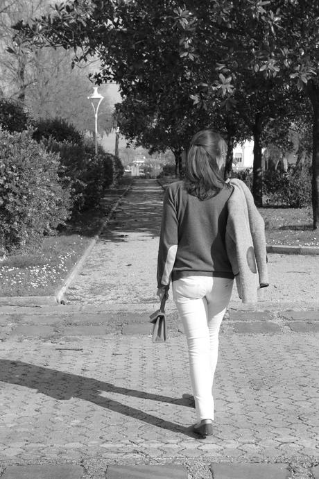 MIS LOOKS - GRIS Y BLANCO