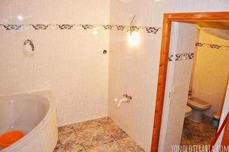 Vamos a tunear el baño. Capítulo 3. A pintar baldosas! Vamos a tunear el baño. Capítulo 3. A pintar baldosas!