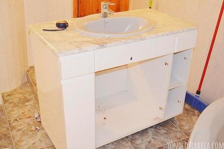 Vamos a tunear el baño. Capítulo 3. A pintar baldosas! Vamos a tunear el baño. Capítulo 3. A pintar baldosas!