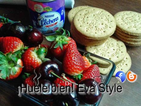 Semifrío de arroz con leche y fresas