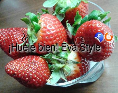 Semifrío de arroz con leche y fresas