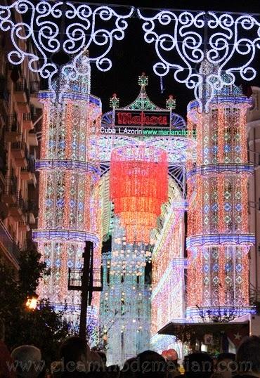 Iluminación, música y color para una Valencia en Fallas 2014