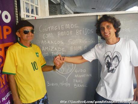 Gambeteando con la de palo en Buzios Gambeteando con la de palo en Buzios