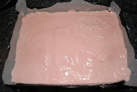 Brazo Gitano de Nata y Fresas (Gateau Roule) Brazo Gitano de Nata y Fresas (Gateau Roule)