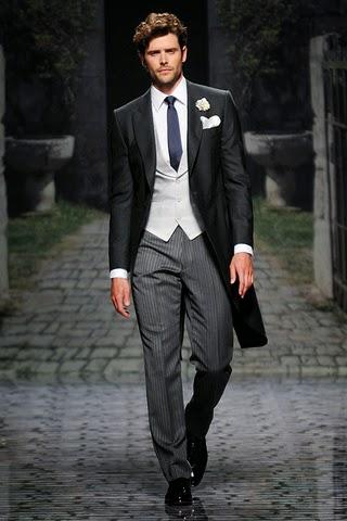 El traje de novio.