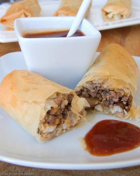 Chiko Roll con Salsa Agridulce