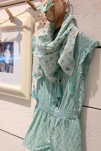 ABRIGOS Y GABARDINAS VERANO Y POR QUÉ SON GALLEGAS??? POR QUÉ?