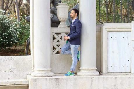 Blazer con zapatillas