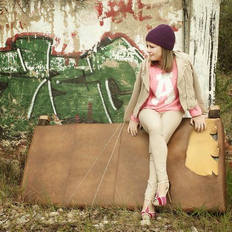 A TOUCH OF PINK A TOUCH OF PINK