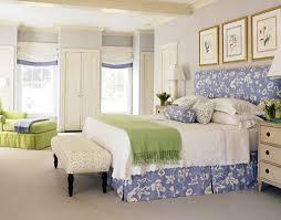 Lindos dormitorios en tonos suaves