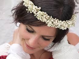 Nuestra novia ideal…con una corona de flores Nuestra novia ideal…con una corona de flores