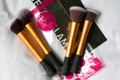 Vanity Tools | Metal Glam Pack de brochas (CLONES Real Techniques)