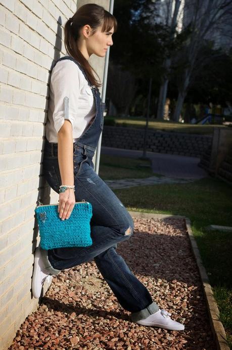 Peto vaquero, blanco y turquesa